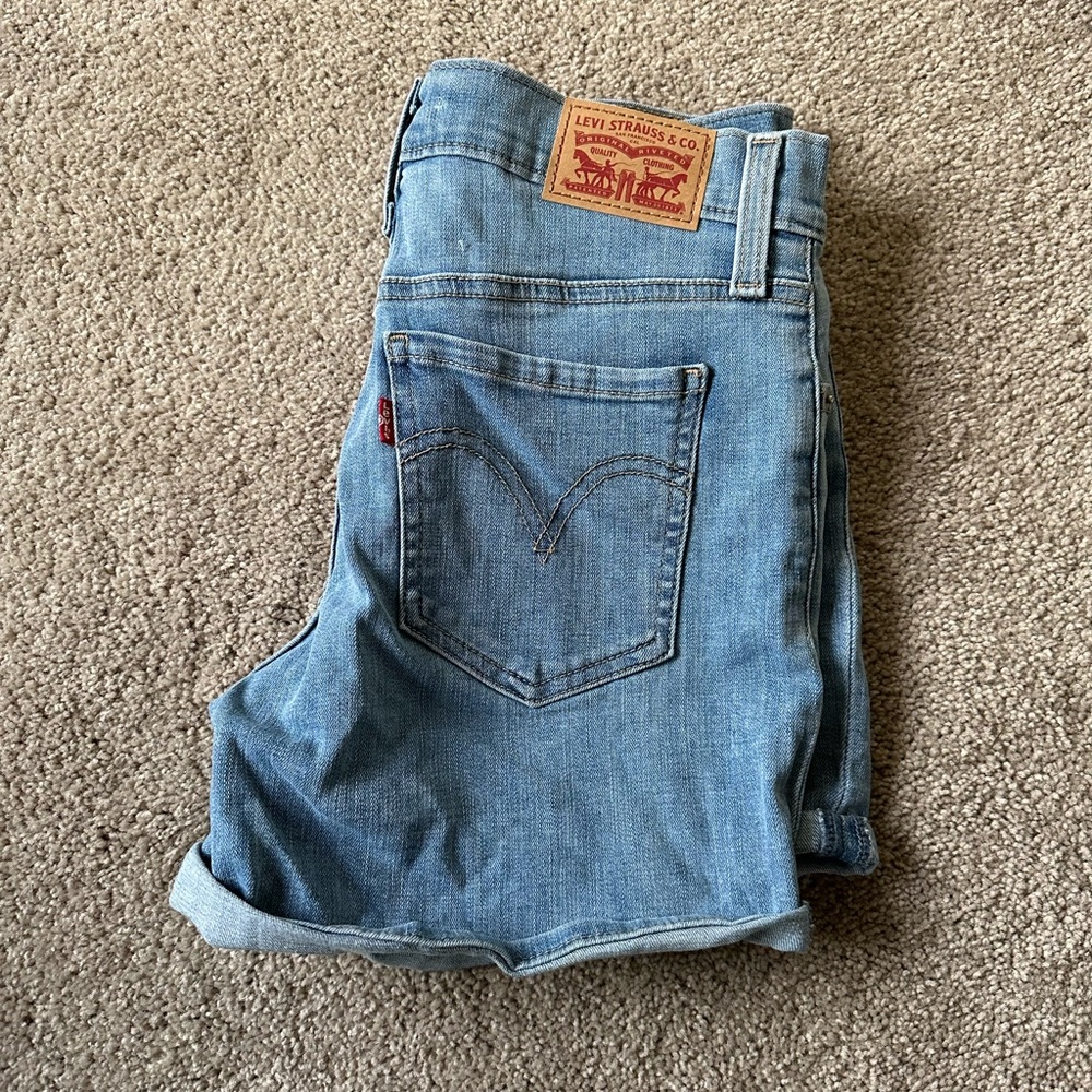 Levi’s Mid Length Shorts